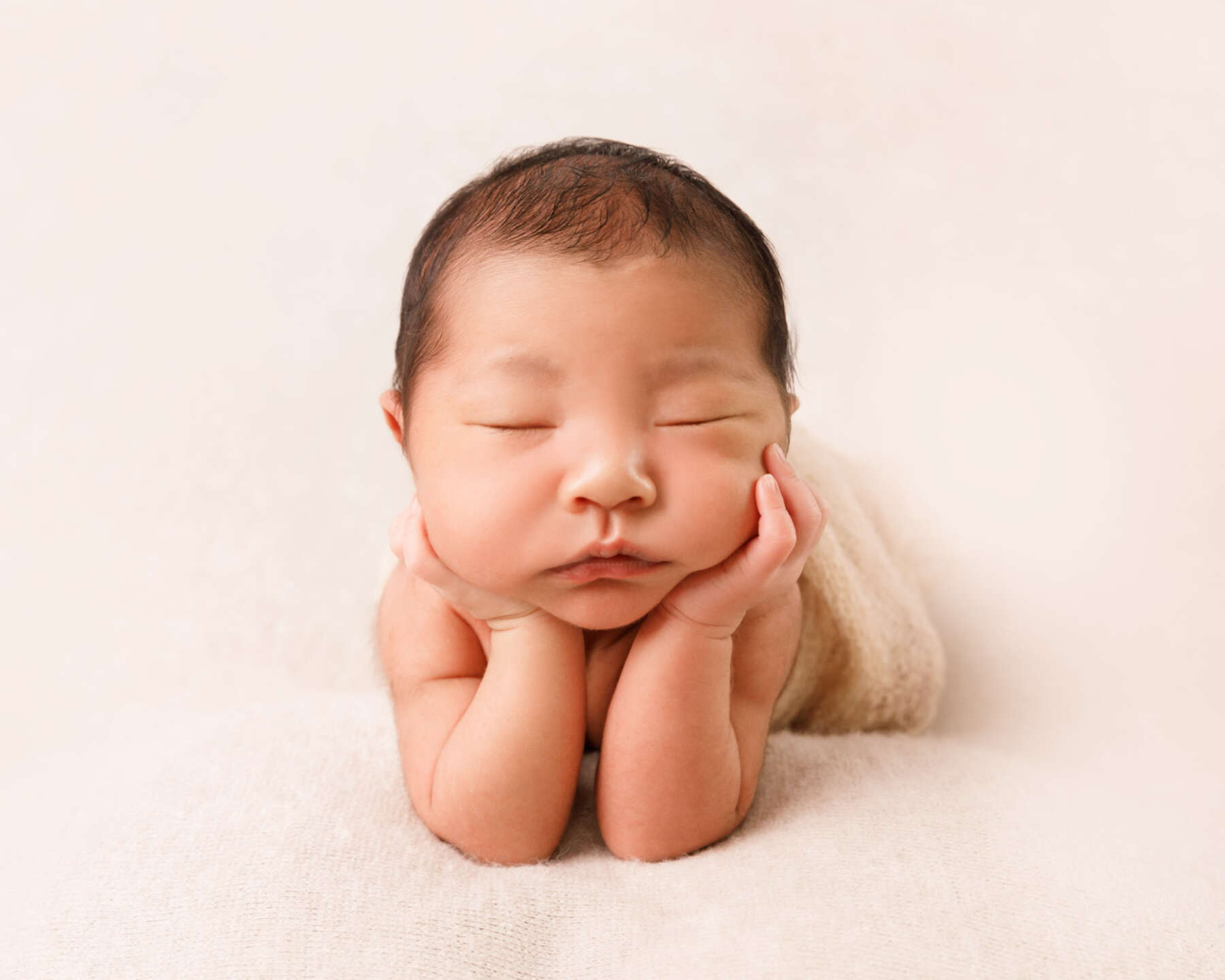 Recent newborn session in Perth