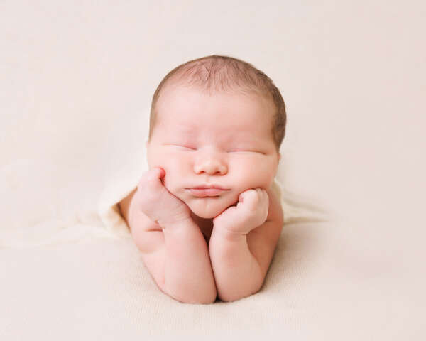 Recent newborn session in Perth